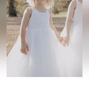 Elegant White Lace Kids Dress